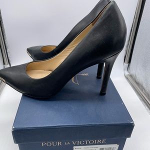 Pour la Victoire christelle pumps